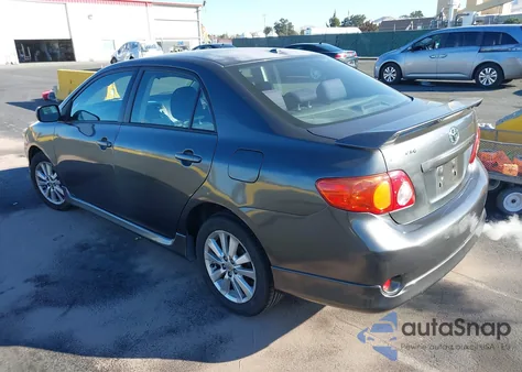 2010 Toyota Corolla S z USA, uszkodzony, nr VIN 1NXBU4EE6AZ255900